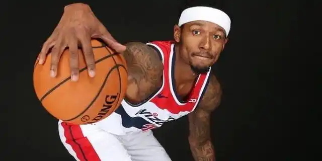 哈登得分能力_NBA最新十大得分后卫_nba十大分卫