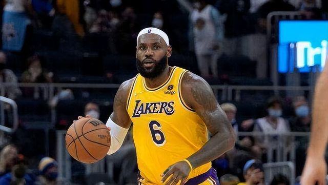 科比单场81分纪录_nba单场得分最高排名_NBA历史前十球员单场最高得分