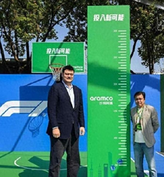 北京时间2025年9月1日聊聊NBA球员那些离谱的真实身高故事