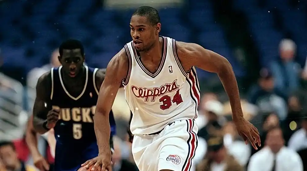 1998年nba选秀_1998年NBA选秀_迈克尔奥洛沃坎迪