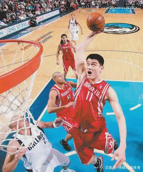 姚明2002年合同对比现在_姚明当前薪资_姚明nba年薪