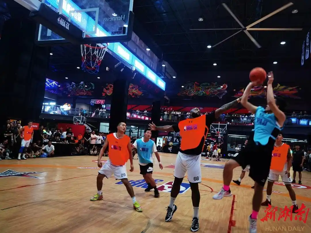NBA 3X三人篮球挑战赛长沙首站开启草根达人齐聚大秀球技