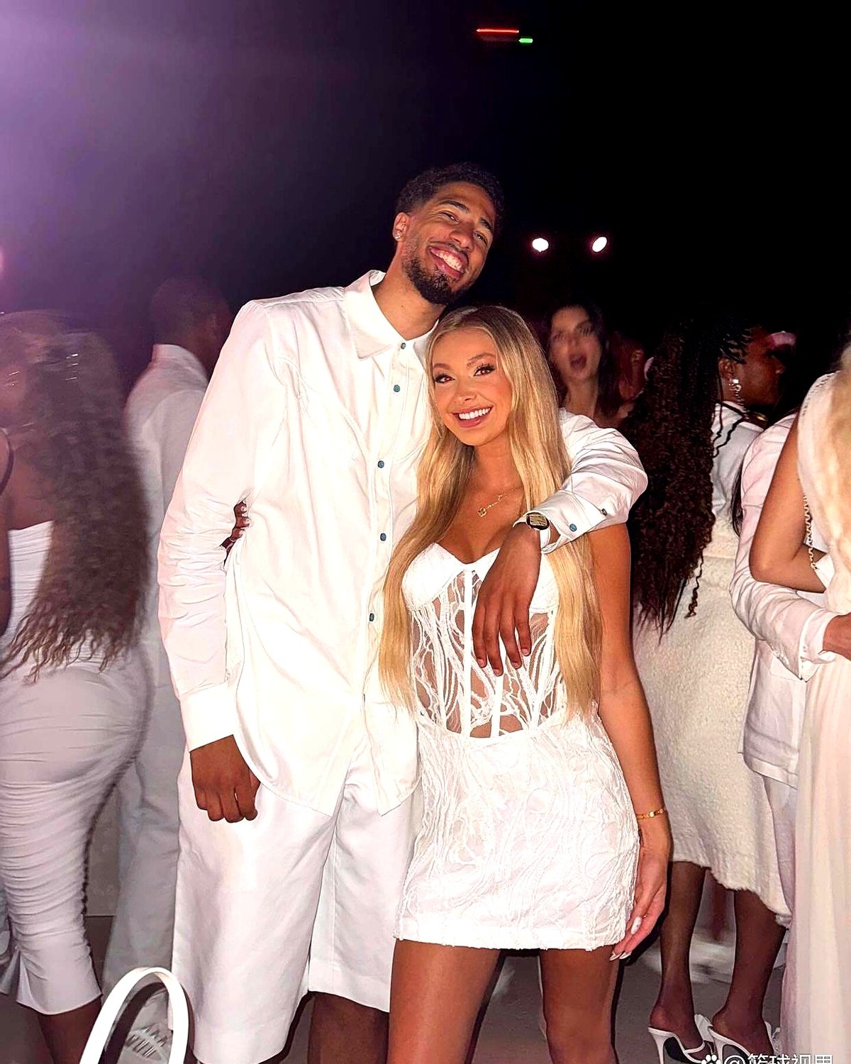 :NBA球星太太团_最新十大最美老婆榜单争议_nba谁的老婆最漂亮