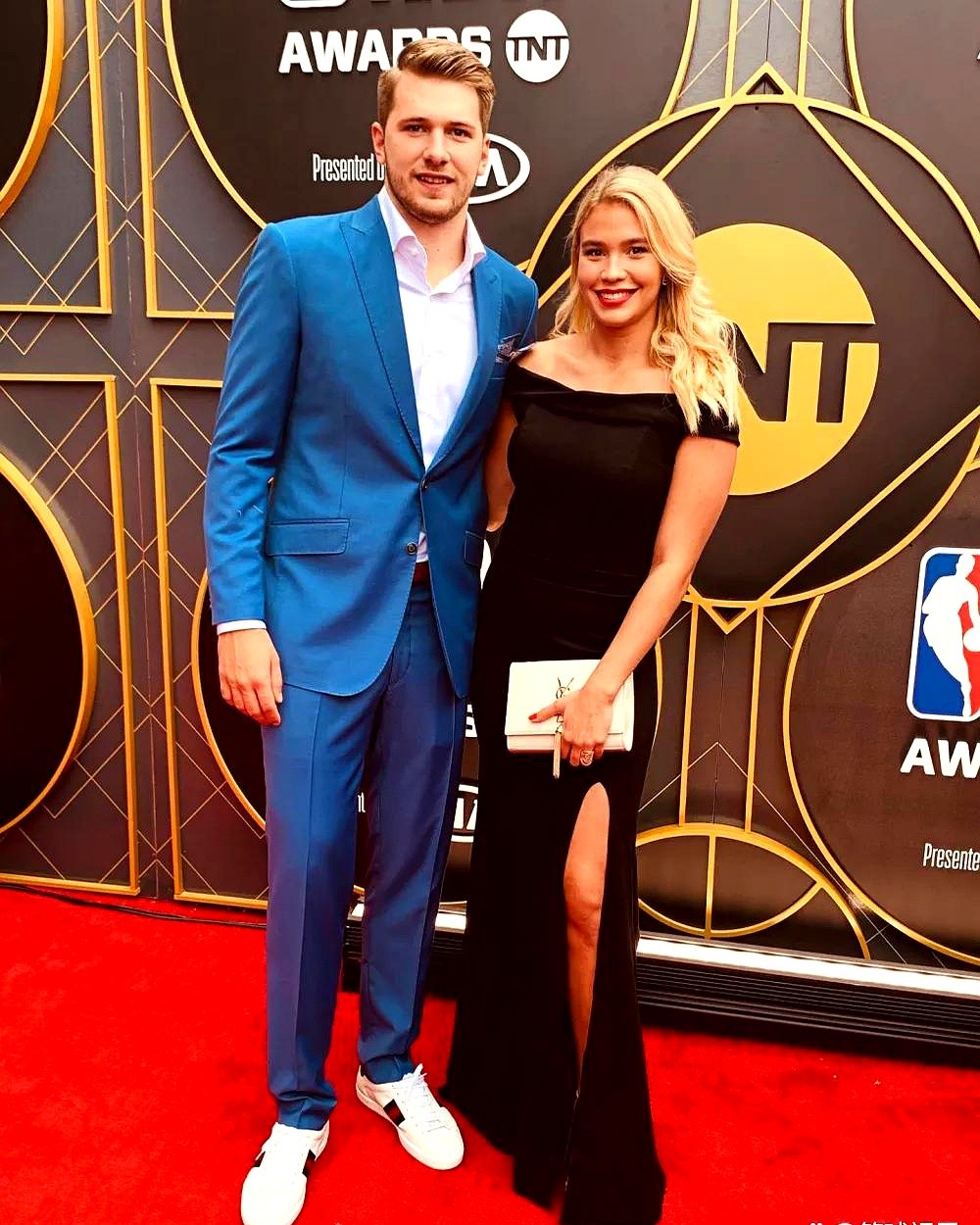 :NBA球星太太团_最新十大最美老婆榜单争议_nba谁的老婆最漂亮