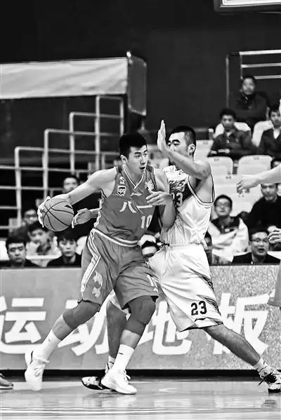 邹雨宸 北控男篮 CBA联赛_nba邹雨宸
