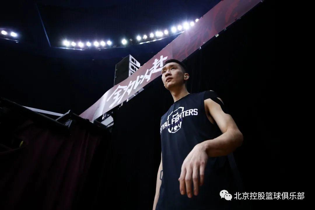 2020-2021赛季收官夜孙悦赛场谢幕尽显不服输的劲儿