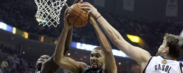 NBA历史黑八奇迹盘点_罗斯结局上榜的马刺黑八_nba历史黑八奇迹