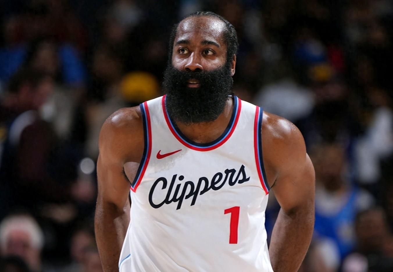 :NBA超巨定义标准_现役NBA超巨球员分析_nba超巨