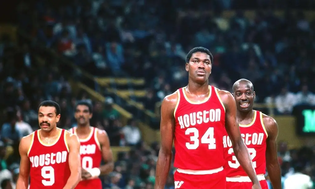 奥拉朱旺单核夺冠_nba98_NBA历史上单核夺冠次数