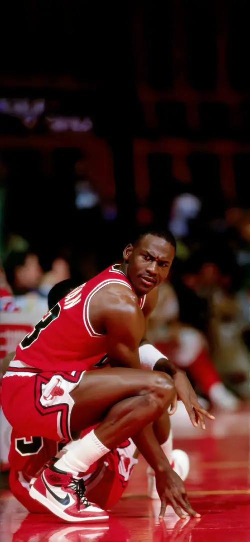 篮球运动员袜子选择_nba球星袜子_长袜对运动员的影响