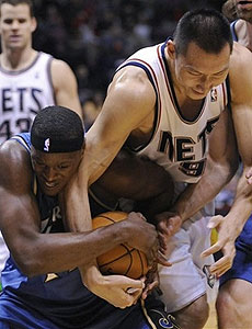 易建联NBA生涯最高得分比赛_易建联NBA生涯经典比赛_易建联nba最高分