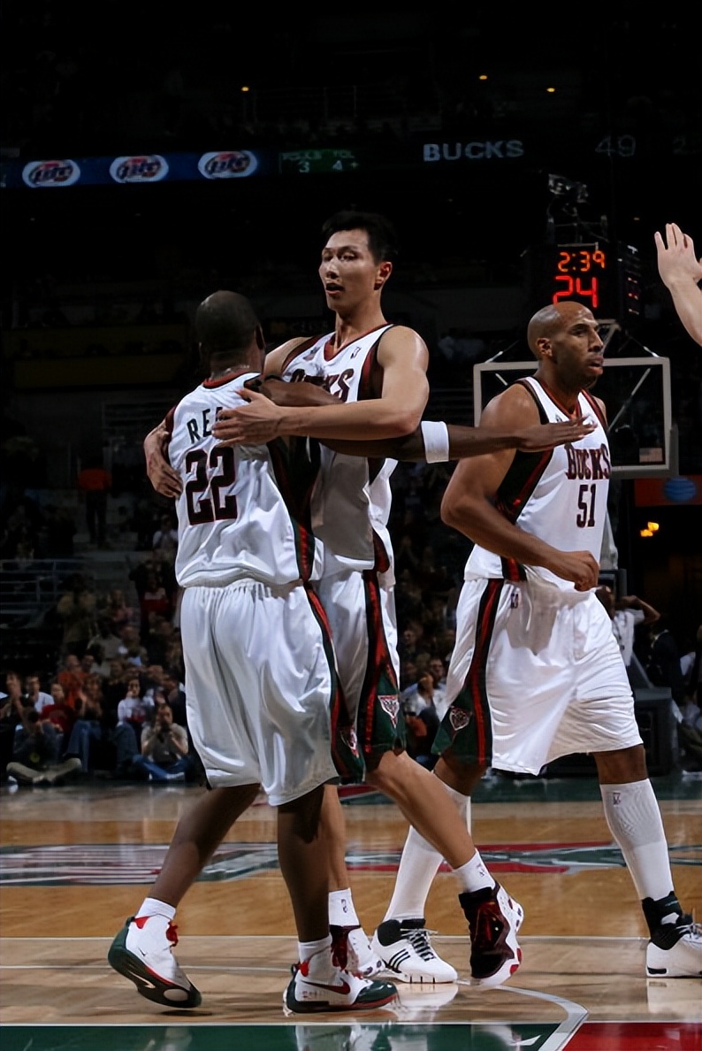 易建联NBA生涯最高得分比赛_易建联nba最高分_易建联NBA生涯经典比赛