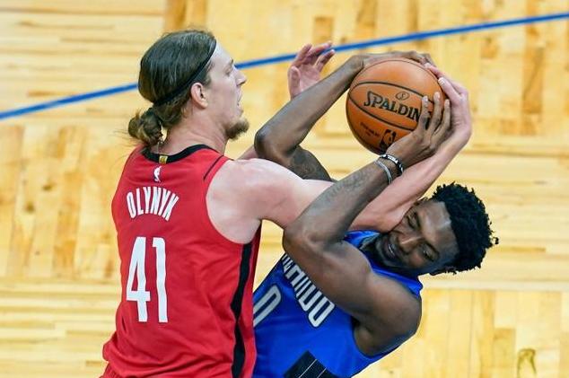 NBA打球最脏球星_NBA打球最硬球星_nba打球最脏的