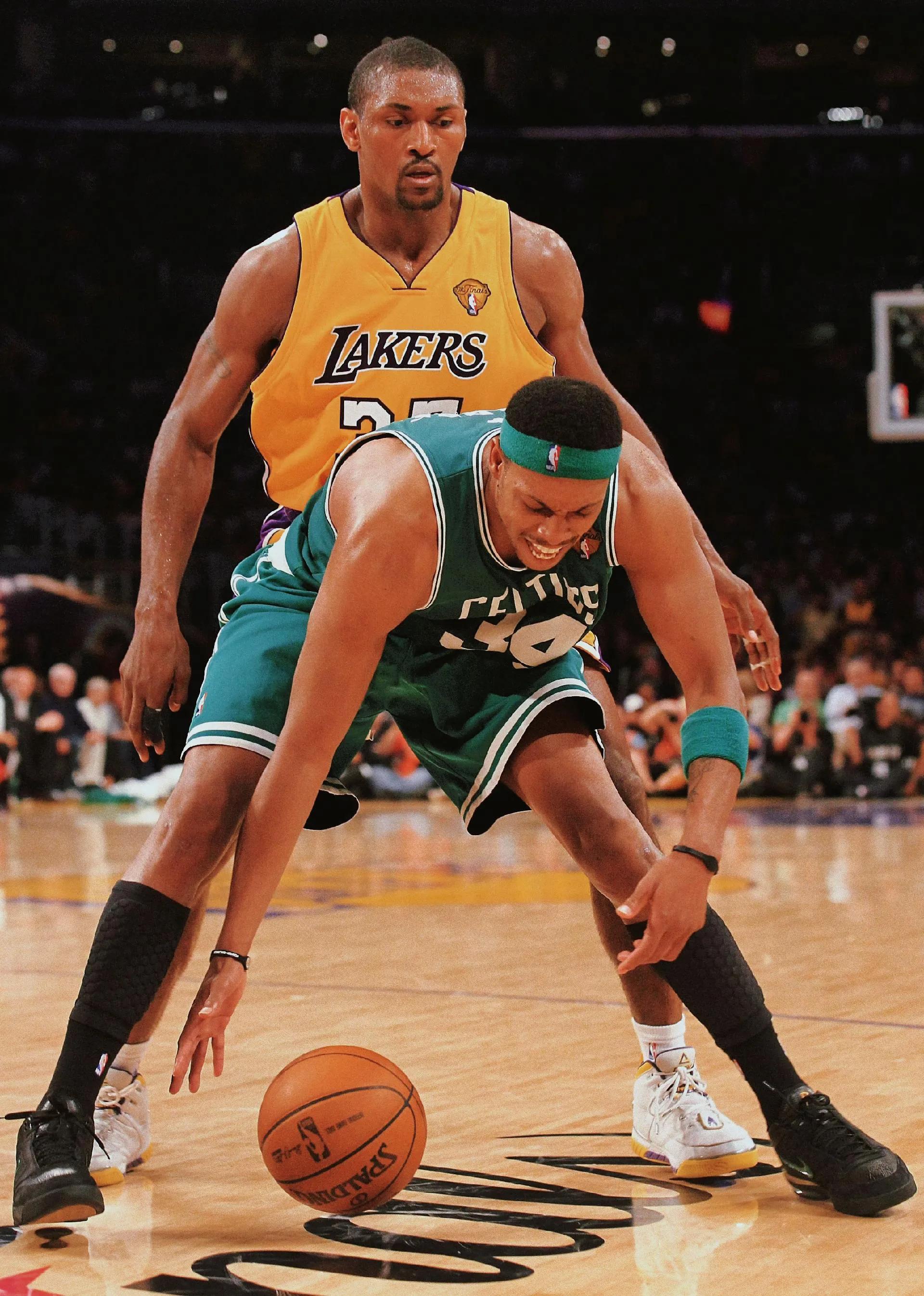nba打球最脏的_科比布莱恩特打球风格_:NBA打球最脏的球员