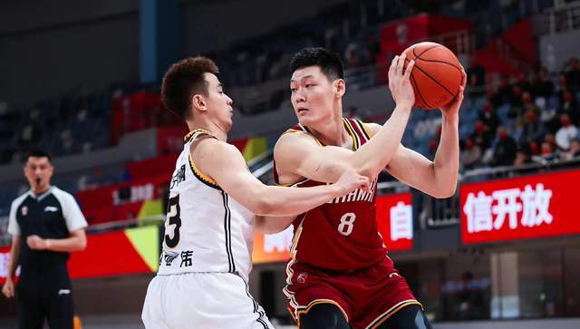 CBA常规赛第一阶段激战正酣积分榜更新且更混乱