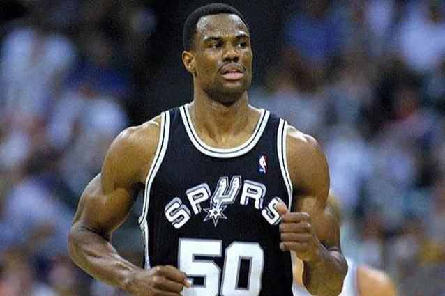 NBA盖帽王名单_NBA历史单场10盖帽球员_nba历史盖帽排行榜