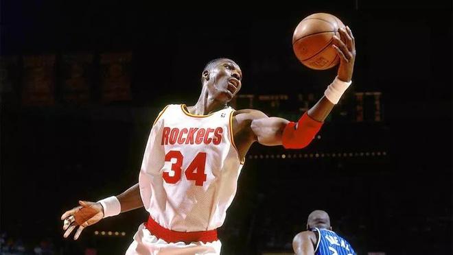 NBA历史单场10盖帽球员_NBA盖帽王名单_nba历史盖帽排行榜