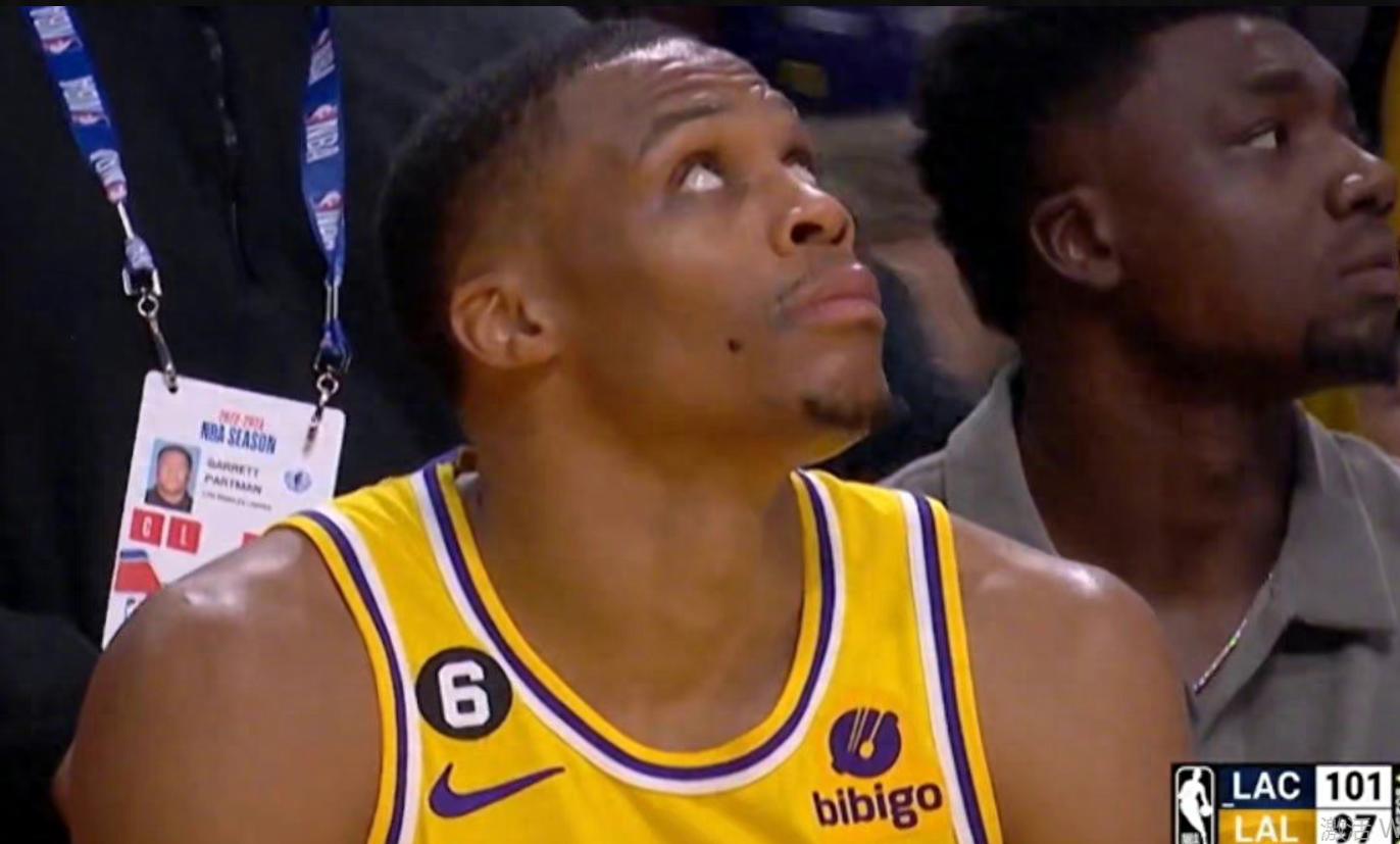 NBA洛城德比快船开门红送湖人两连败威少赛后自评引争议