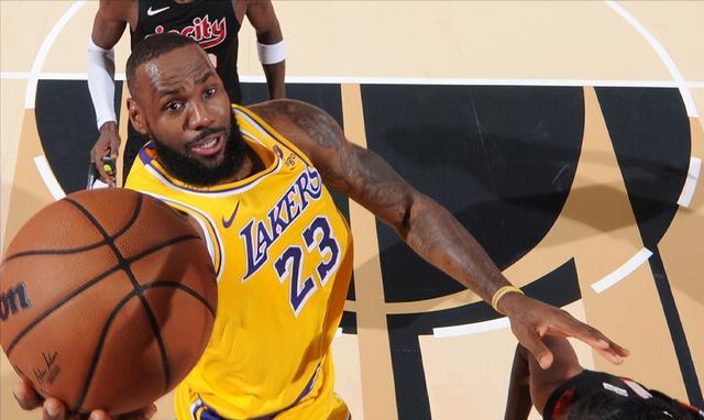 今日MVP是谁_今天nba的mvp是谁_NBA今日比赛结果