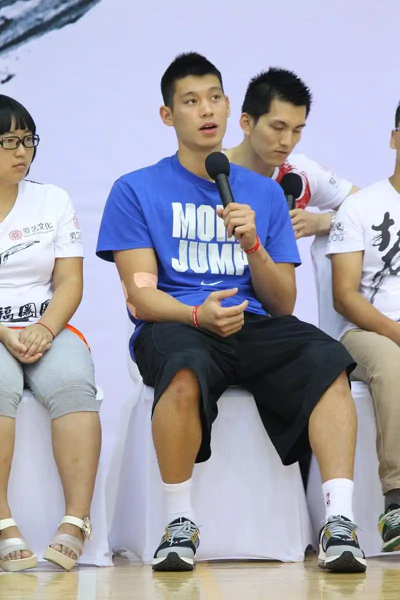 林书豪nba工资_林书豪NBA生涯薪资记录_华人球员商业价值崛起