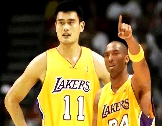 姚明在nba合同_姚明2005年续约火箭_休斯顿火箭姚明合同分析