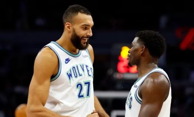 全能中锋球员打法_小球时代中锋球员_现役nba最强中锋
