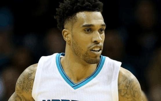 盘点NBA防守强将考特尼-李、伊曼-香珀特、萨波-索夫洛萨有多强