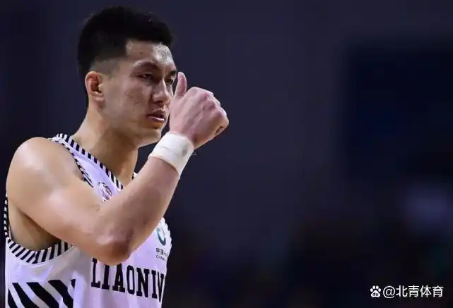 郭艾伦和nba_郭艾伦 辽宁男篮 续约两年顶薪合同