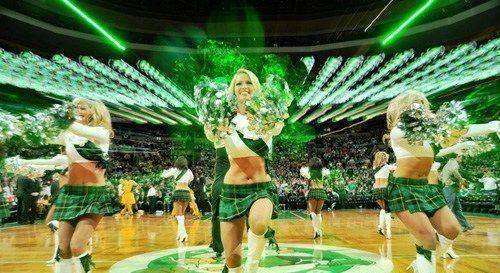 NBA拉拉队伤亡率_NBA拉拉队危险动作_nba拉拉队