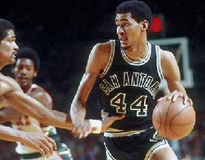 NBA历史单场最高得分排名_nba单场得分_NBA单场得分王列表