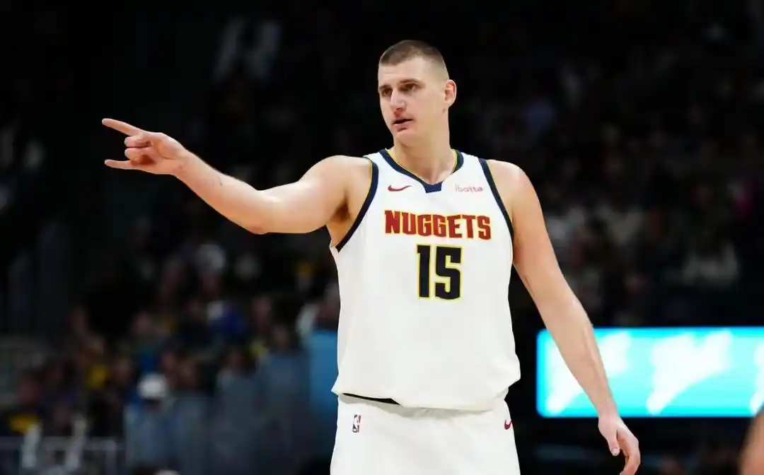 NBA球员合同排行榜_nba大合同_NBA历史上最大合同