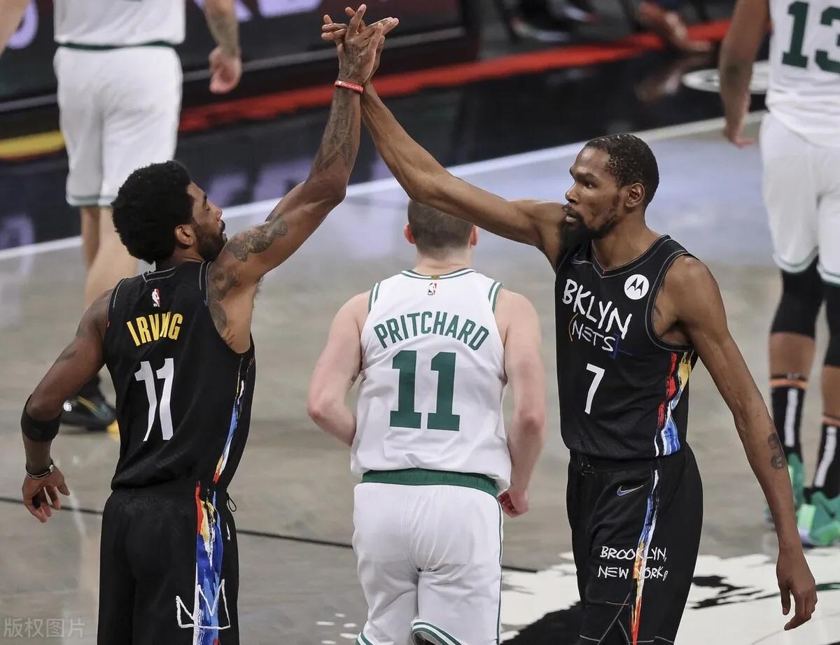 季后赛首轮球星得分表现_nba球员季后赛得分_NBA季后赛球员单场得分排名