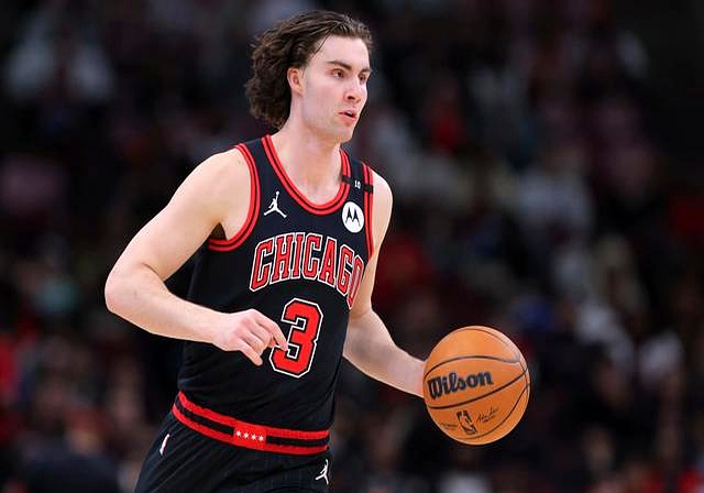 NBA球员薪资谈判_库明加顶薪困境_nba总薪金排行
