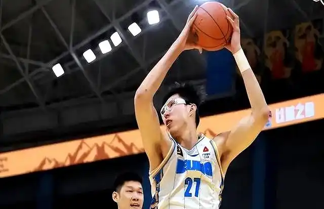 周琦参加nba_周琦回国选择_周琦留洋经历分析