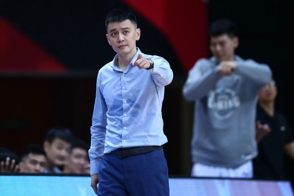 CBA最帅的教练_CBA最温柔的教练_CBA最篮球