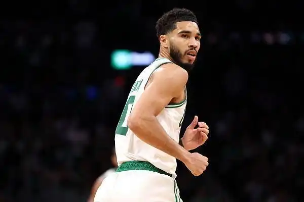 nba凯尔特人勇士_NBA总决赛第三场 凯尔特人 勇士