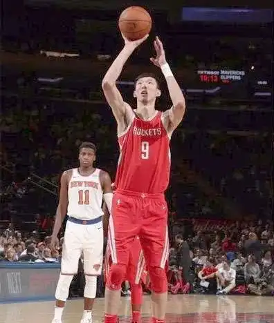 周琦火箭队选秀经历_周琦NBA生涯回顾_周琦参加nba