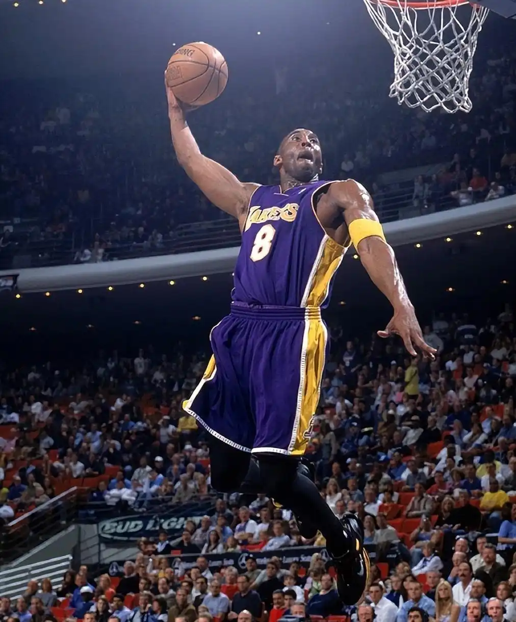 科比告别赛高光时刻_nba科比退役赛_科比退役谢幕之战