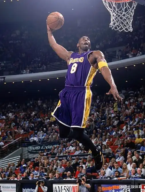 科比巡回告别赛_nba科比退役赛_科比退役战60分