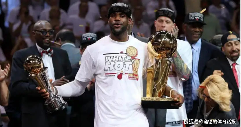 nba历届fmvp_nba历史fmvp排行榜_迈克尔乔丹fmvp次数