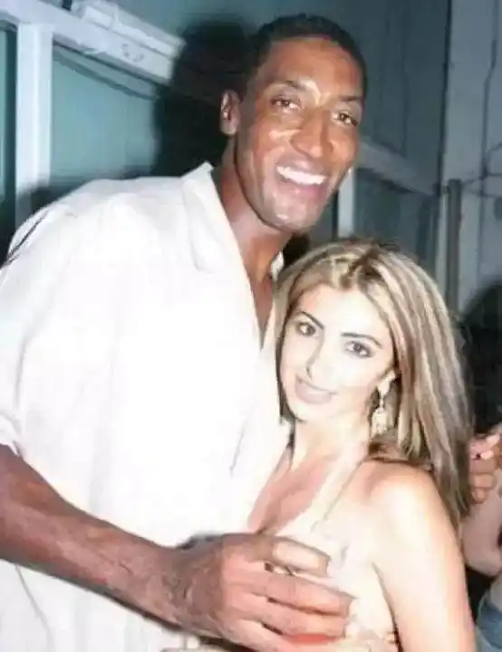 nba球员的手掌大小_NBA大手掌球员_乔丹手长数据