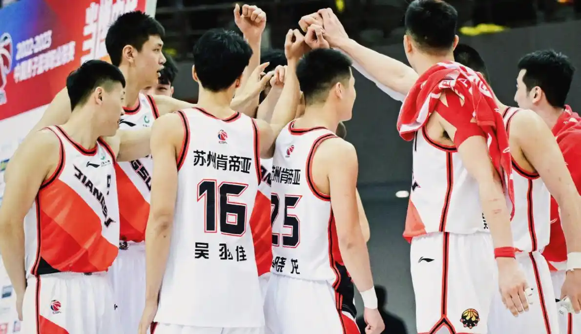 江苏cba主教练_江苏男篮易立执教_易立担任江苏男篮主教练分析