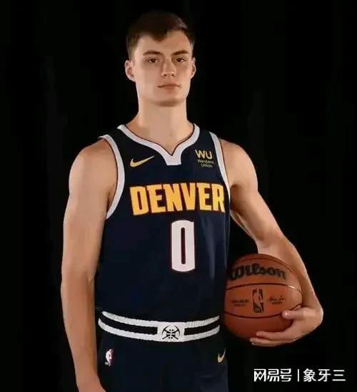 nba年薪多少钱_NBA300万美元球员表现_300万美元NBA球员盘点