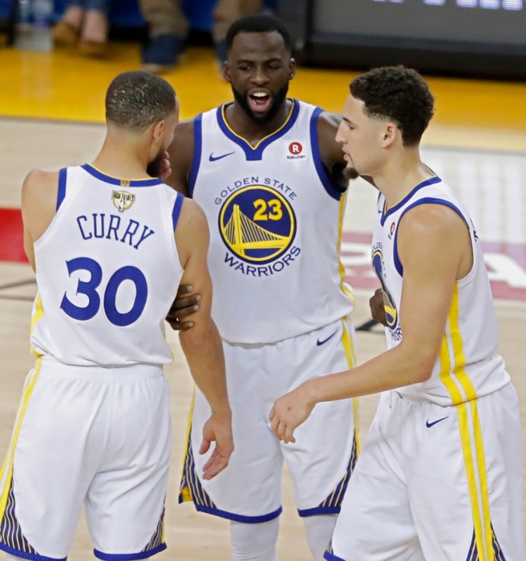 NBA常规赛战况激烈骑士8连胜、雷霆7连胜壮举排名几何