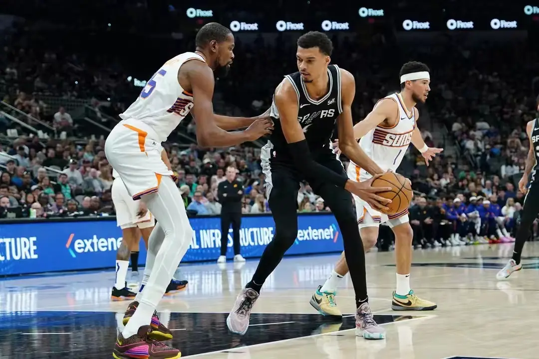 NBA最佳防守球员排名_nba防守最好的球员_现役50位最佳防守大闸