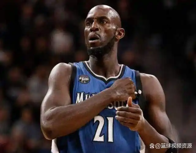 盘点NBA十大毋庸置疑的MVP03-04赛季加内特脱颖而出