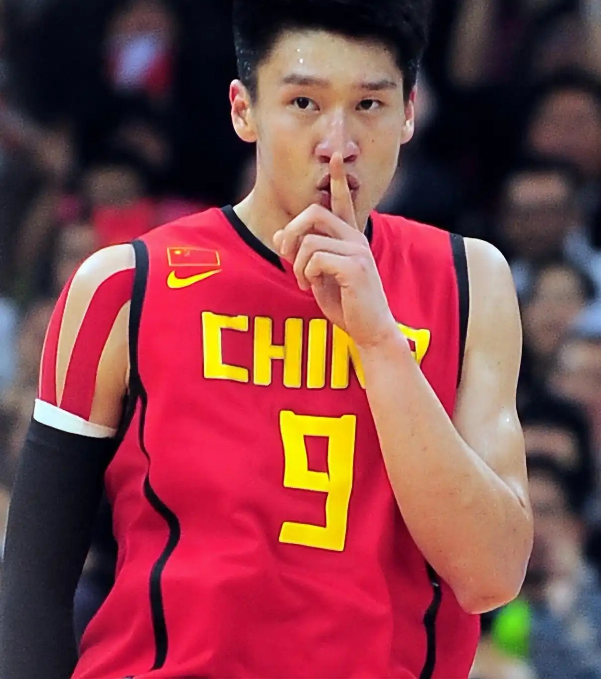 孙悦净身出户原因_孙悦NBA生涯_孙悦在nba打球
