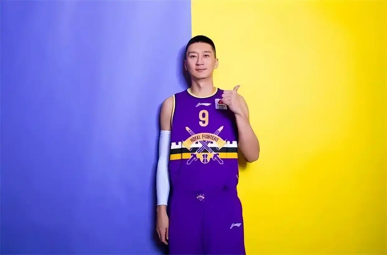 孙悦在nba打球_孙悦身高_孙悦老婆_孙悦篮球生涯