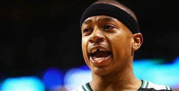护齿牙套替代品优势_NBA球员嚼泡泡糖历史_nba球员口香糖