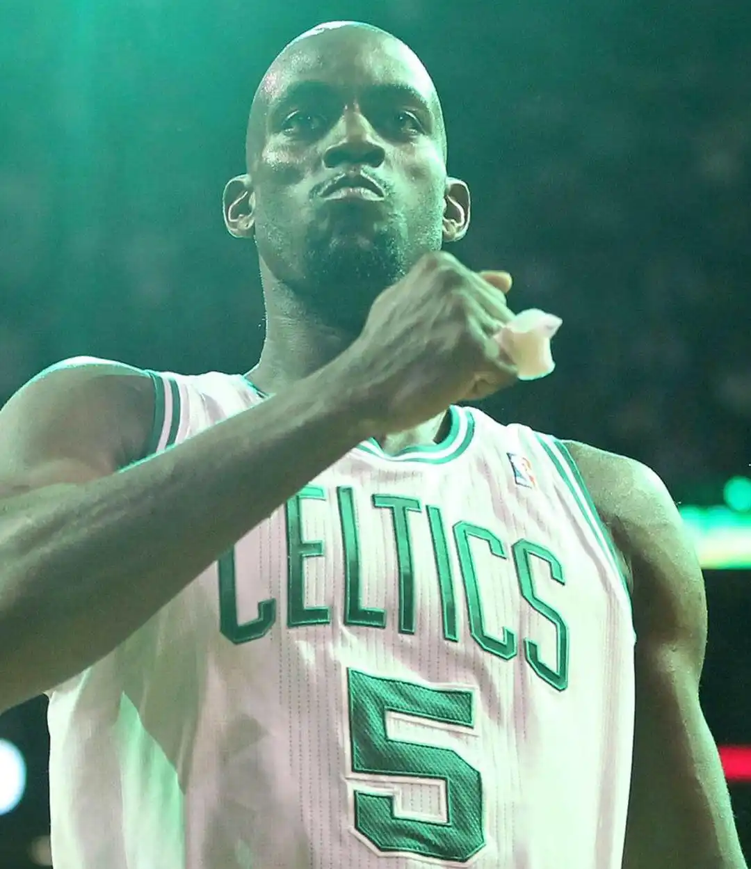 詹姆斯乔丹历史地位争议_NBA球员历史地位_:NBA球星历史地位排行榜